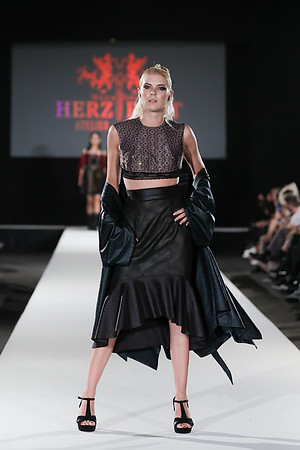 2020-09-11-MQVFW-21-00h-a-Manufaktur Herzblut-SW-031