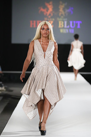 2020-09-11-MQVFW-21-00h-a-Manufaktur Herzblut-SW-131