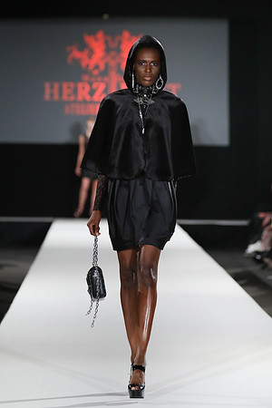 2020-09-11-MQVFW-21-00h-a-Manufaktur Herzblut-SW-093