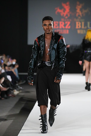 2020-09-11-MQVFW-21-00h-a-Manufaktur Herzblut-SW-110