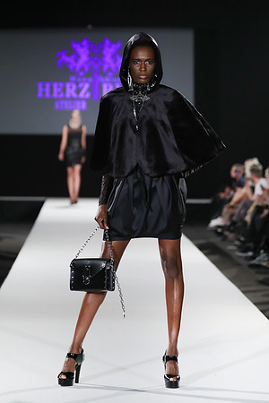 2020-09-11-MQVFW-21-00h-a-Manufaktur Herzblut-SW-094