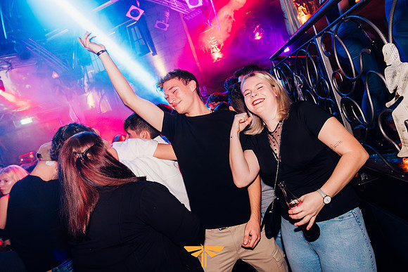 NIGHTLIGHT-GYM PARTY-421