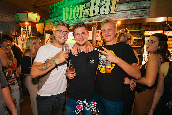BUSSI BUSSI BAR - 90er 2000er Party-990