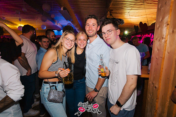 BUSSI BUSSI BAR - 90er 2000er Party-381