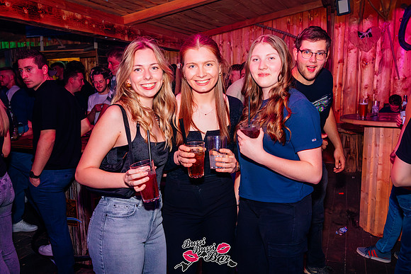 BUSSI BUSSI BAR-SINGLE PARTY 2025-012