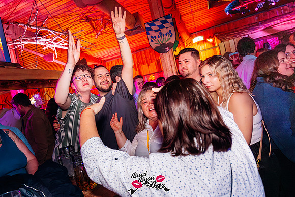 BUSSI BUSSI BAR 80er 90er PARTY-246