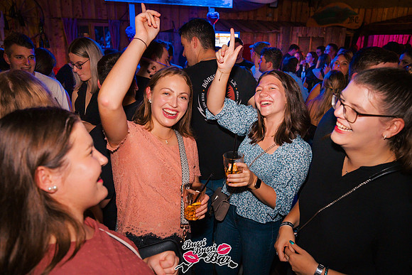 BUSSI BUSSI BAR - 90er 2000er Party-757