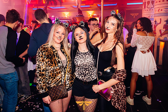 NIGHTLIGHT-GIRLS UNITED-Faschingsedition-943