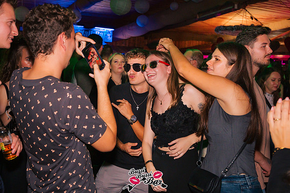 BUSSI BUSSI BAR - 90er 2000er Party-1092
