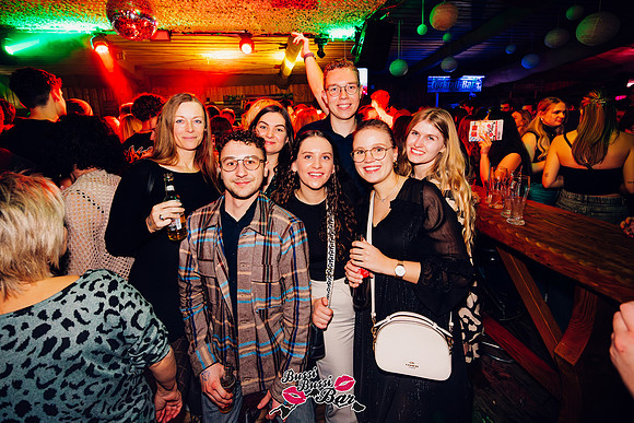 BUSSI BUSSI BAR-80er90er-DEZ24-659