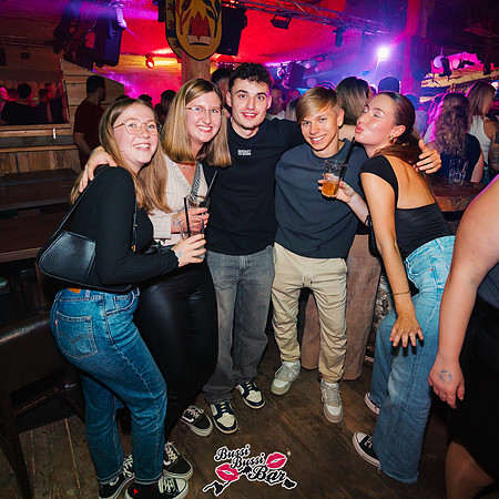 BUSSI BUSSI BAR - 90er 2000er Party-216
