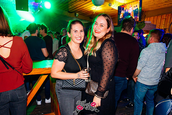 BUSSI BUSSI BAR-80er90er-DEZ24-215