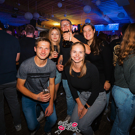 BUSSI BUSSI BAR - 90er 2000er Party-705