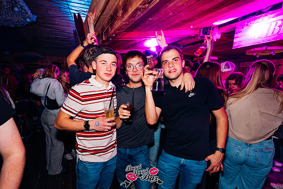 BUSSI BUSSI BAR-ALMABTRIEB-2024-83-Verbessert-RR