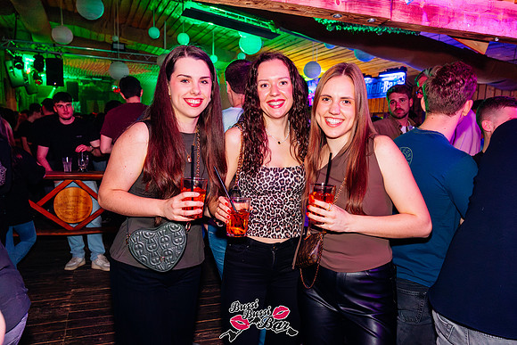 BUSSI BUSSI BAR 80er 90er PARTY-34