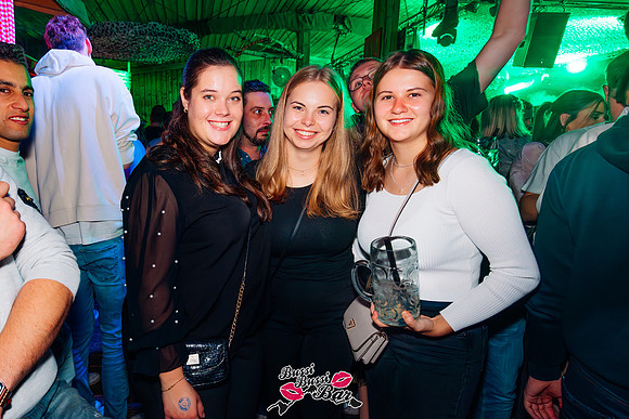 BUSSI BUSSI BAR-ALMABTRIEB-2024-40-Verbessert-RR