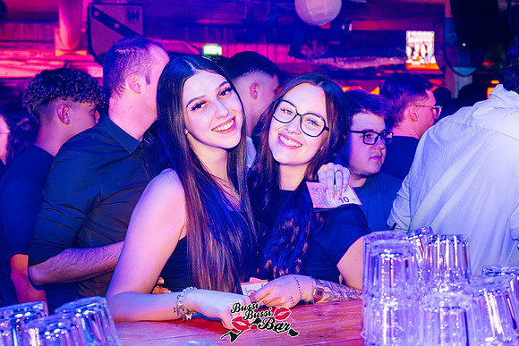 BUSSI BUSSI BAR 80er 90er PARTY-128