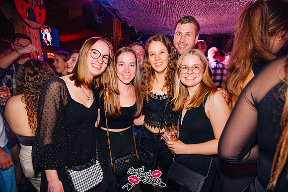 Bussi Bussi Bar-Oster Bussi 2024-557-Verbessert-RR