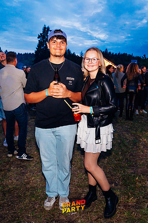 BRANDPARTY 2025-6862