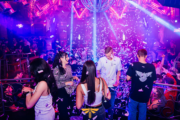 NIGHTLIGHT-GYM PARTY-1642