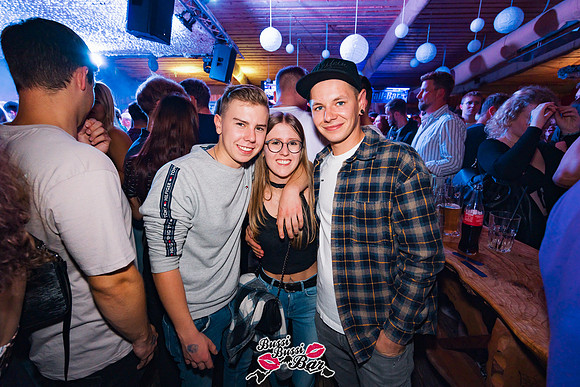 BUSSI BUSSI BAR - 90er 2000er Party-185