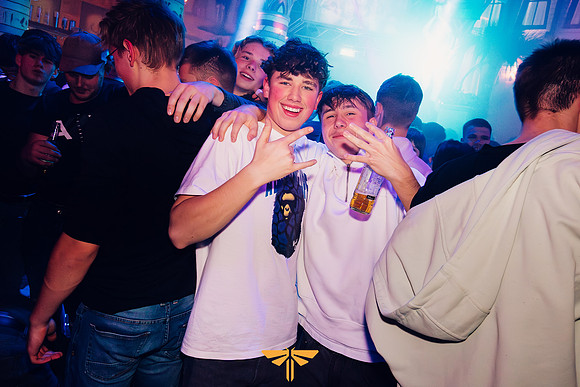 NIGHTLIGHT-GYM PARTY-185