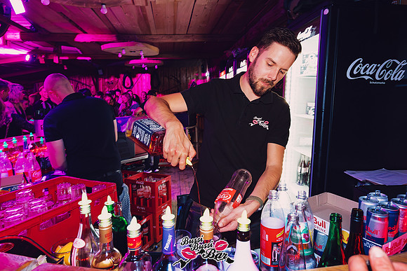 BUSSI BUSSI BAR - Single Party 2024-2-235-Verbessert-RR