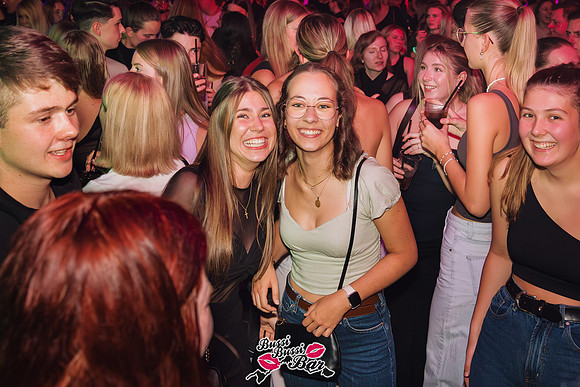 BUSSI BUSSI BAR - Single Party 2024-2-442-Verbessert-RR