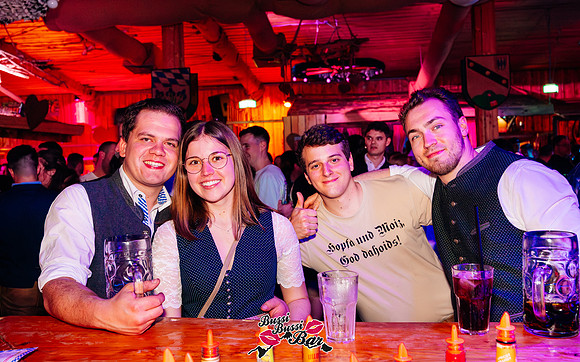 BUSSI BUSSI BAR-STADL-GAUDI 2025-2849