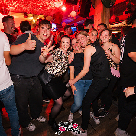 BUSSI BUSSI BAR - 90er 2000er Party-786