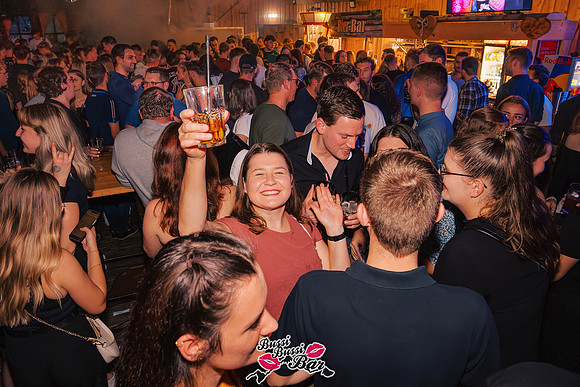 BUSSI BUSSI BAR - 90er 2000er Party-929-Verbessert-RR