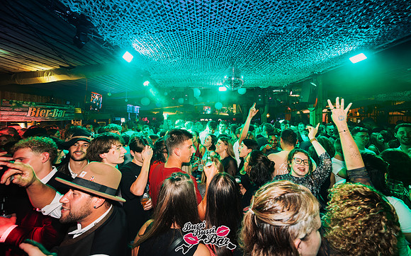 BUSSI BUSSI BAR - 90er 2000er Party-601-Verbessert-RR