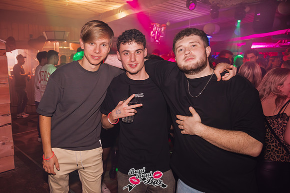 BUSSI BUSSI BAR - Single Party 2024-2-118-Verbessert-RR