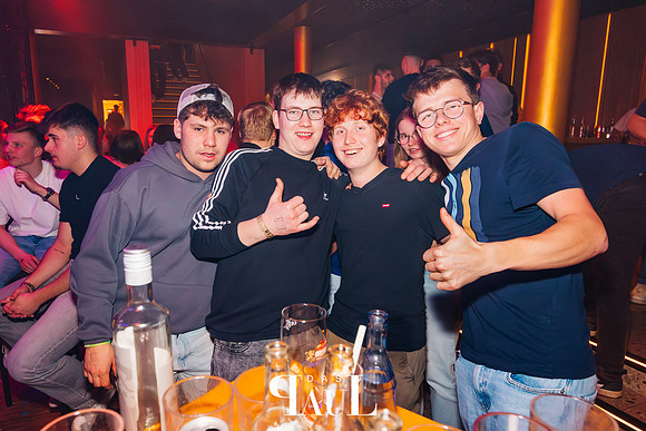079-DAS PAUL-Große Singleparty