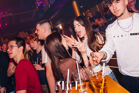 038-DAS PAUL-Große Singleparty