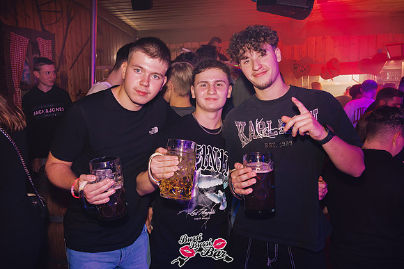 BUSSI BUSSI BAR - Single Party 2024-2-131-Verbessert-RR