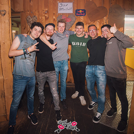 BUSSI BUSSI BAR - Single Party 2024-2-1146-Verbessert-RR