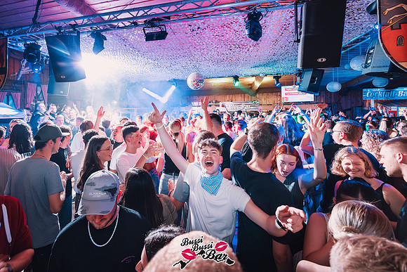 BUSSI BUSSI BAR - Single Party 2024-2-832-Verbessert-RR