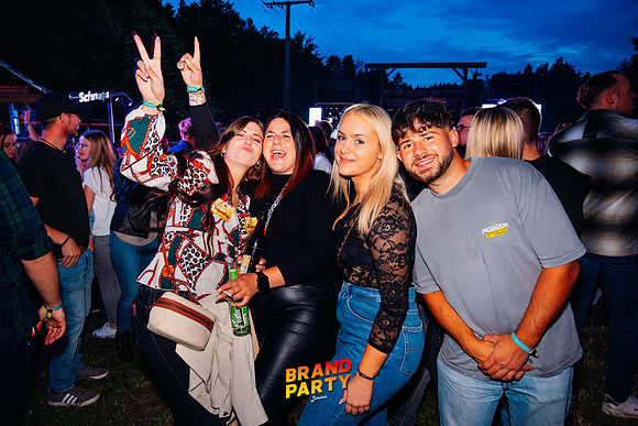BRANDPARTY 2025-7014