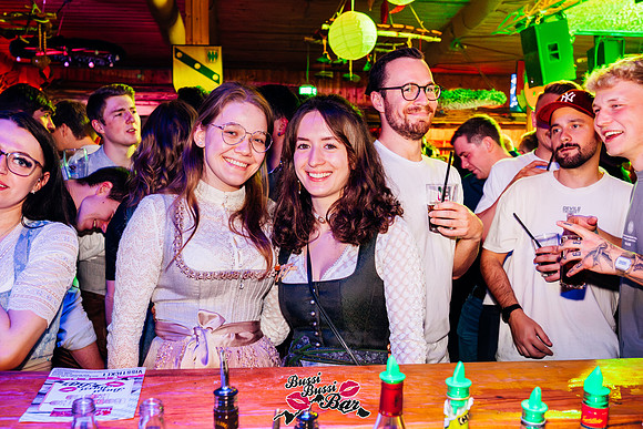 BUSSI BUSSI BAR-STADL-GAUDI 2025-1492