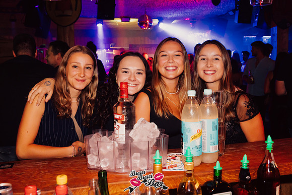 BUSSI BUSSI BAR-SAISONSTART 2024-128