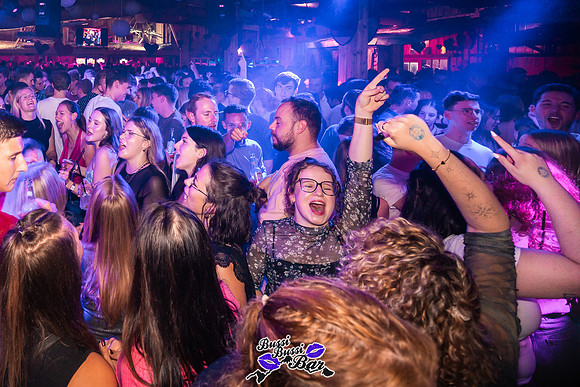 BUSSI BUSSI BAR - 90er 2000er Party-595