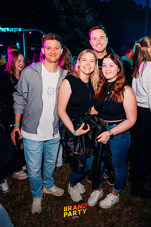BRANDPARTY 2025-7104