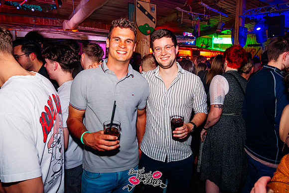 BUSSI BUSSI BAR-SINGLE PARTY 2025-020