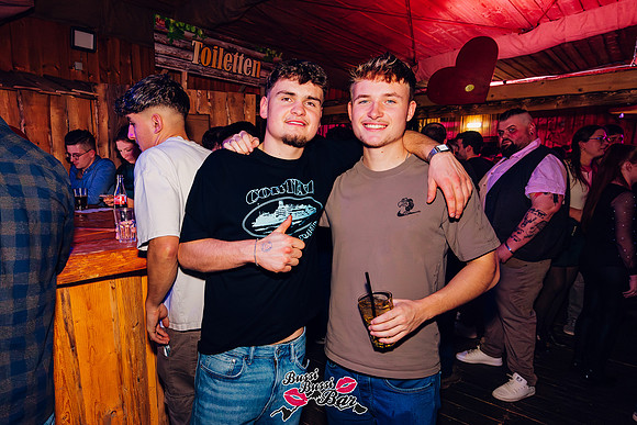 BUSSI BUSSI BAR-80er90er-DEZ24-1197