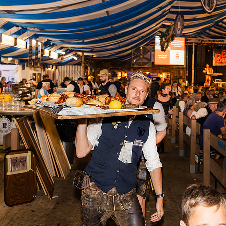 Volksfest Waldkirchen 2024-MO-300-Verbessert-RR