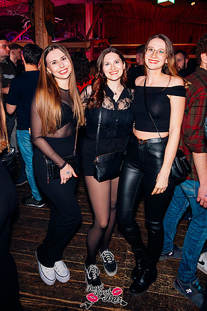 BUSSI BUSSI BAR-Après-Ski-0086
