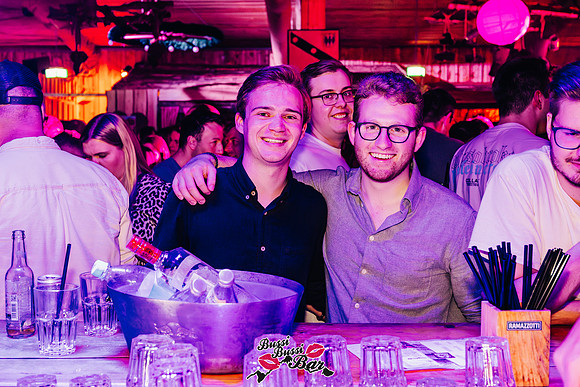 BUSSI BUSSI BAR-ALMABTRIEB-2024-1228-Verbessert-RR