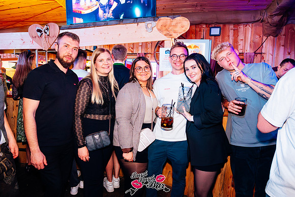 BUSSI BUSSI BAR-STADL-GAUDI 2025-1476