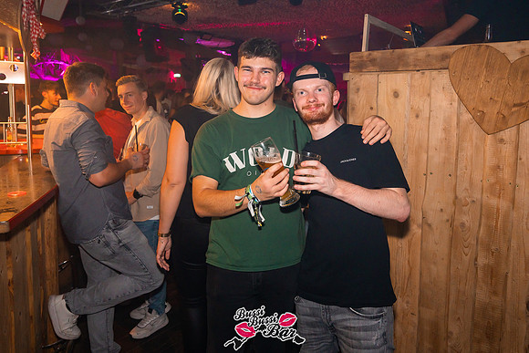 BUSSI BUSSI BAR - Single Party 2024-2-1074
